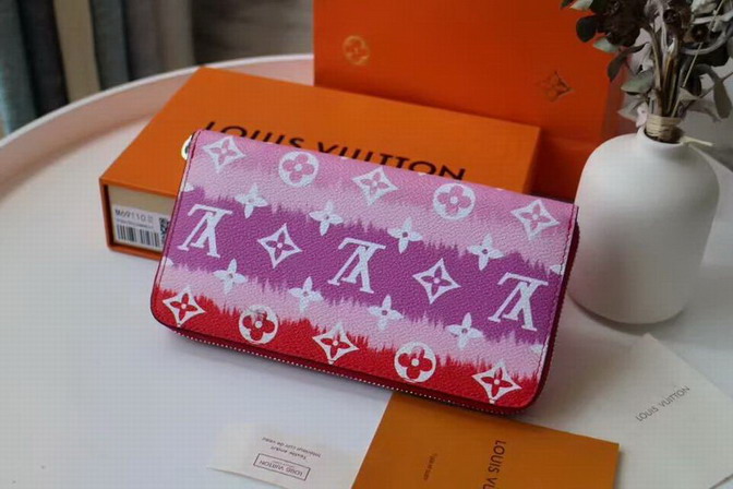 lu wallet-177